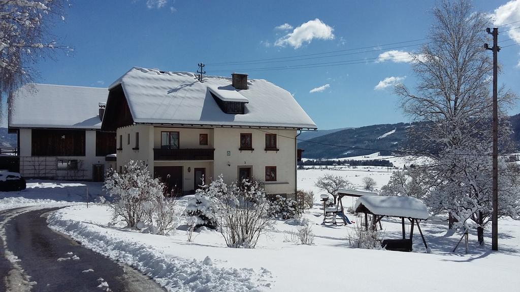 Apartamento Haus Pfarrkirchner Mauterndorf  Exterior foto